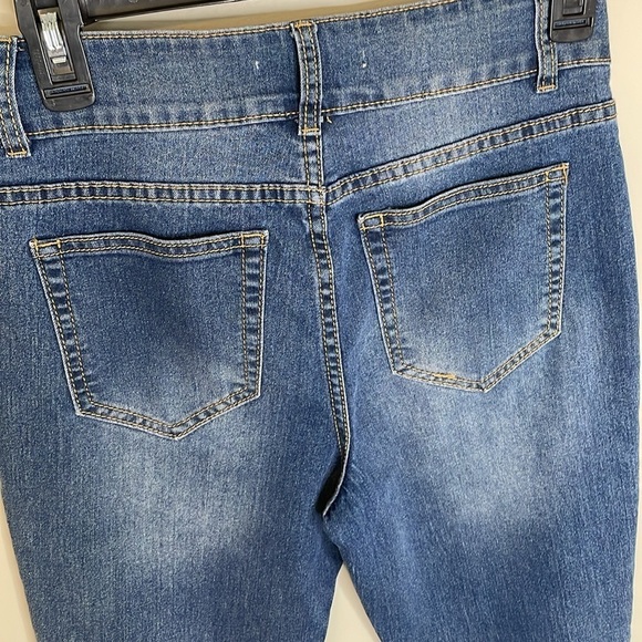 MASSEY’S Women’s  Size 4 Denim Embroidered Stretch Skinny Jeans Y2k Retro Bling - Picture 10 of 11